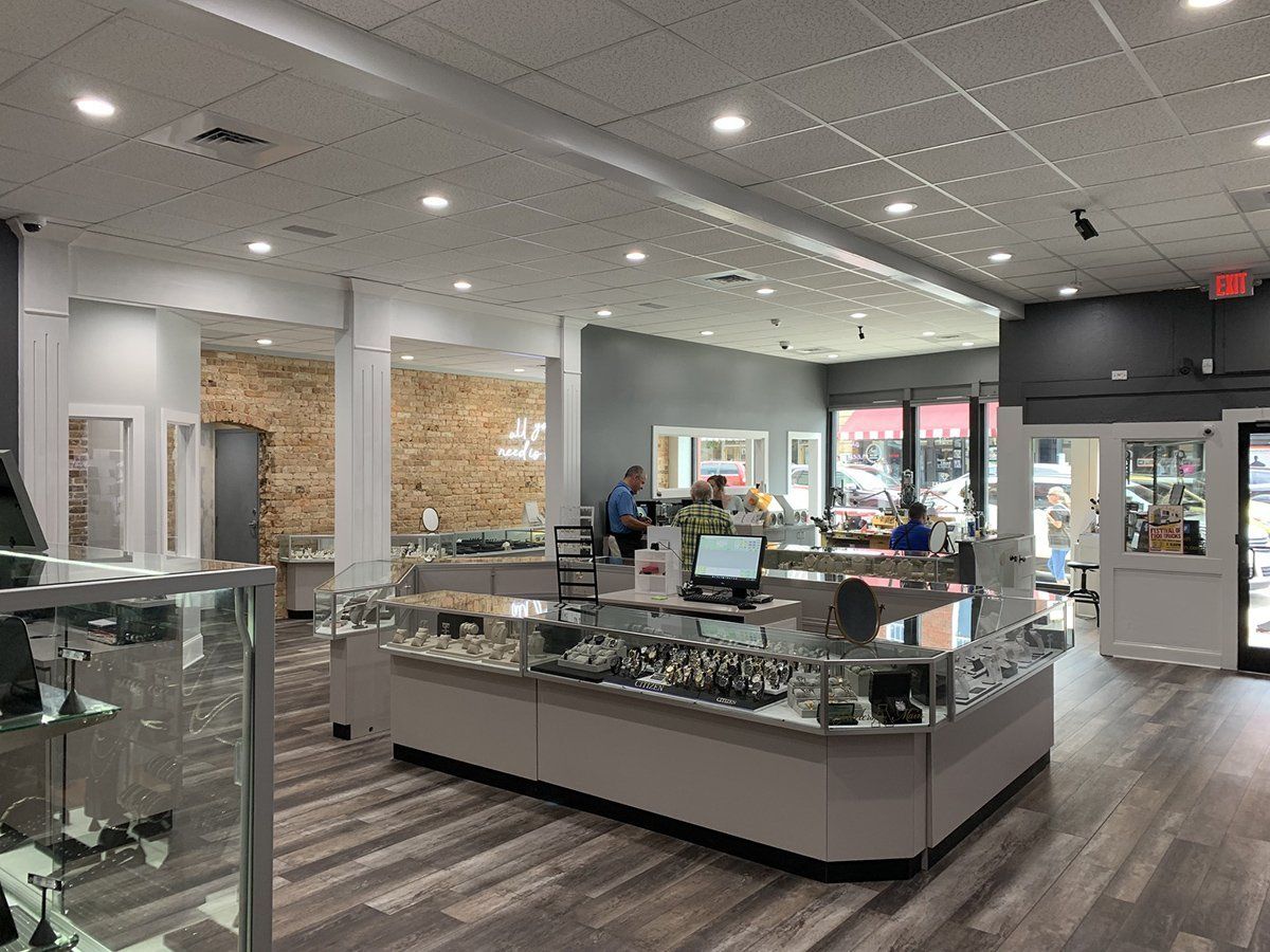 003 jewelers on main gallery 